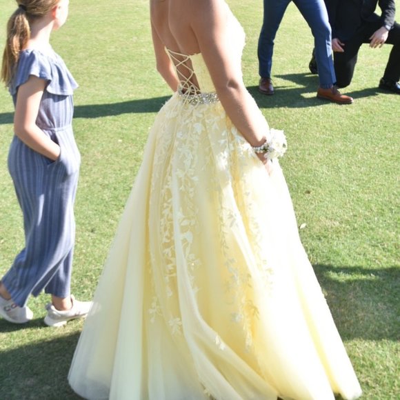 Prom Dress - Picture 4 of 7